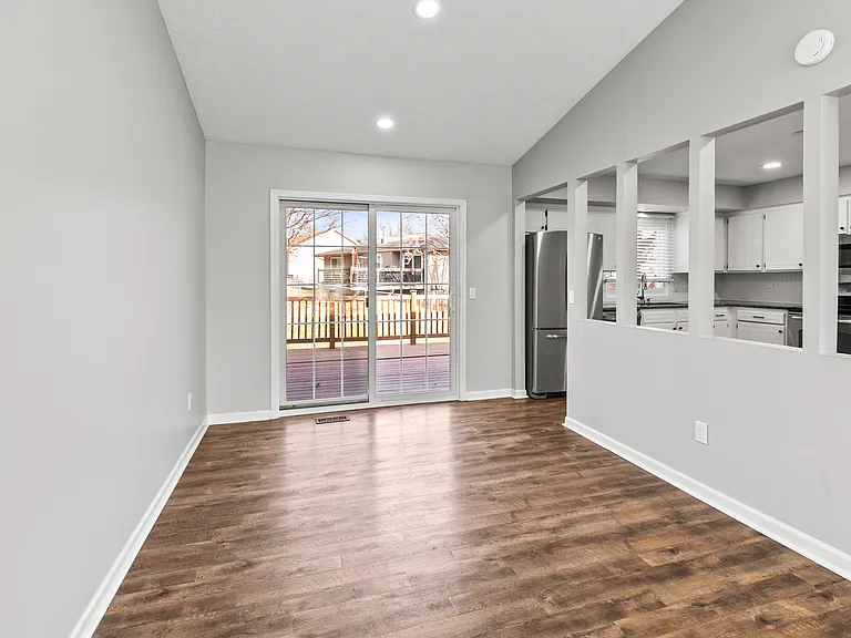 15416 Westchester Cir — Photo 9