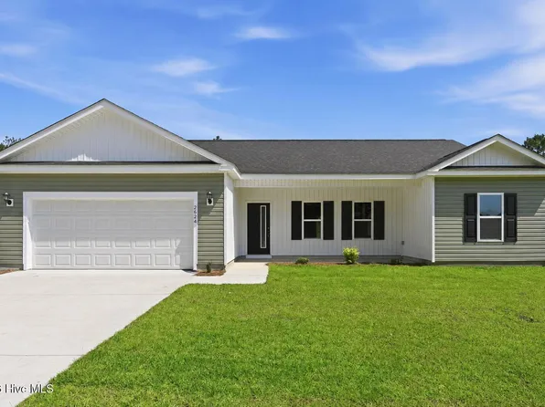 2624 Fountaintown Road, Chinquapin, NC 28521