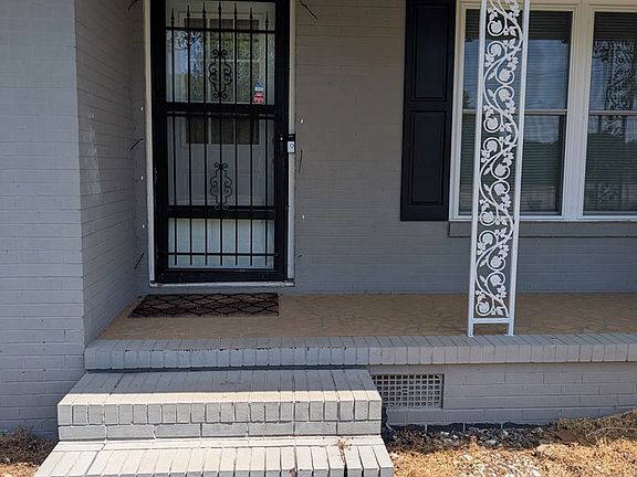 2nd image of 4450 Shellfield Rd