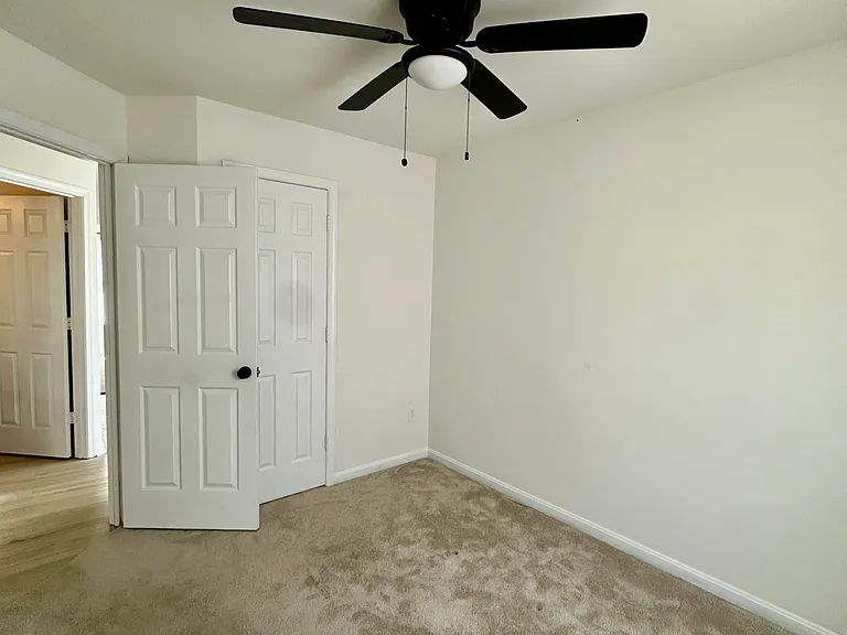 9242 Jessica Dr — Photo 15