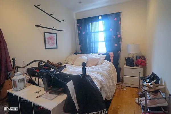 Rented by Citi Habitats | media 27