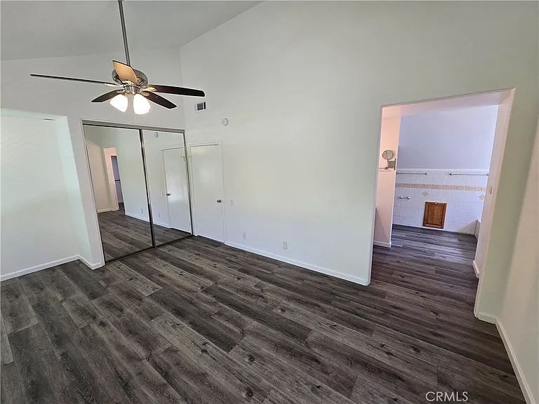 25317 Avenida Ronada — Photo 31