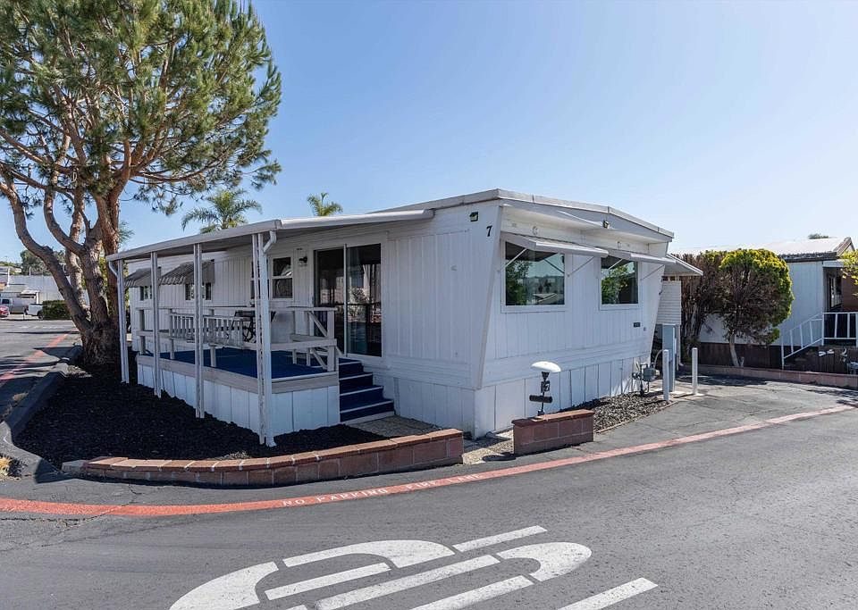 1st image of 1515 Capalina Rd Space 7