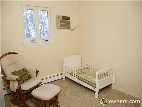 2nd image of 879 Fams Ct