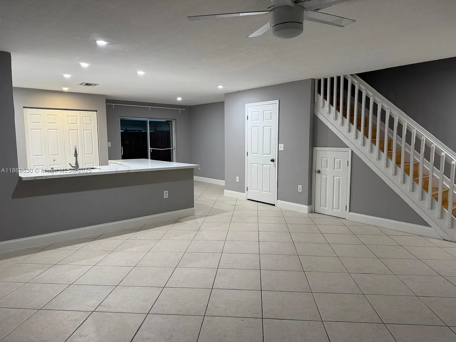 3 bed, 2.5 bath, 1506 sqft, $2,900 — Photo 2