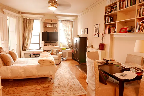Rented by JK Dansar Corp | media 20