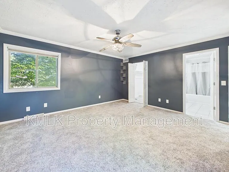 3957 Cox Rd — Photo 34