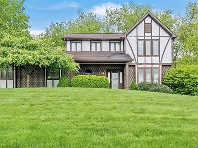 400 Finnin Rd, New Kensington, PA, 15068