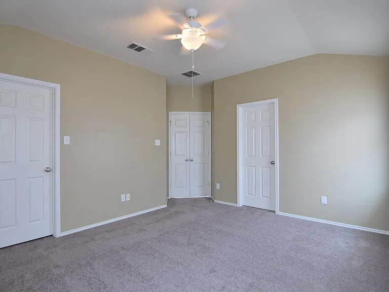 4914 Allegany Dr — Photo 10