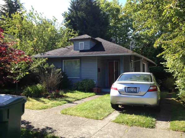 1015 NE 68th St, Seattle, WA 98115