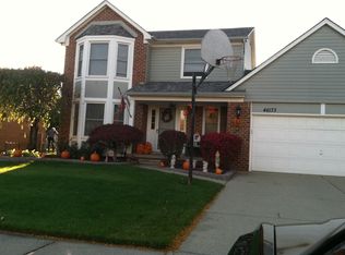 46173 Plum Grove Rd, Macomb, MI 48044