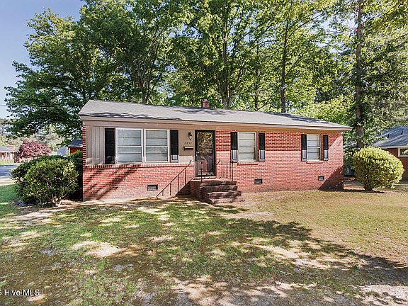 3rd image of 2832 Pelham Road