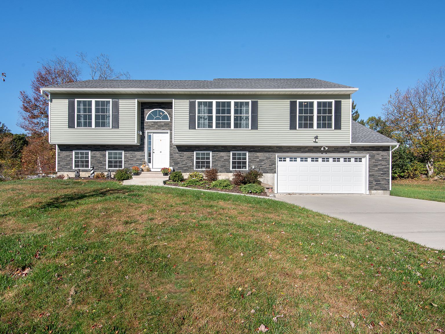 34 Pear Tree Drive, Naugatuck, CT 06770 | MLS #24132596 | Zillow