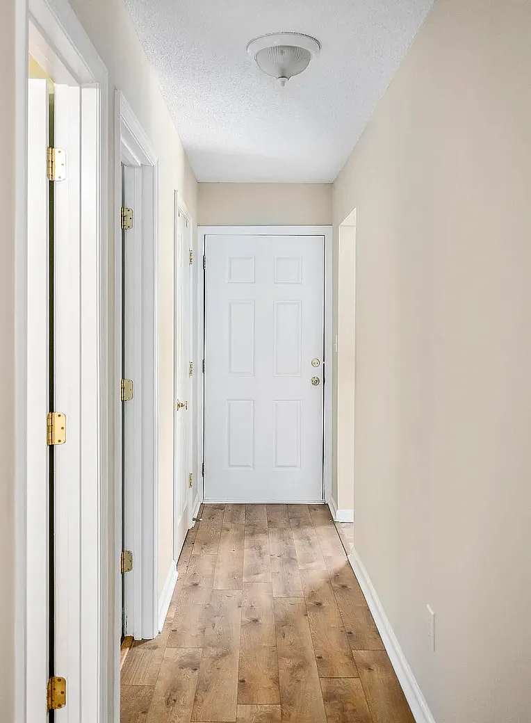 2 bed, 1276 sqft, $1,600 — Photo 4