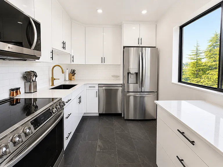 3255 Glasgow Ave #420 — Photo 4