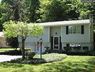 1st image of 3083 Malibu Dr