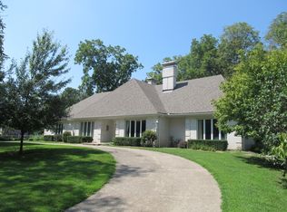 123 N Brunswick Ave, Marshall, MO 65340