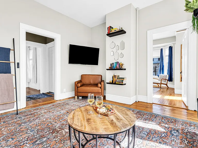 63 William St #1 — Photo 15