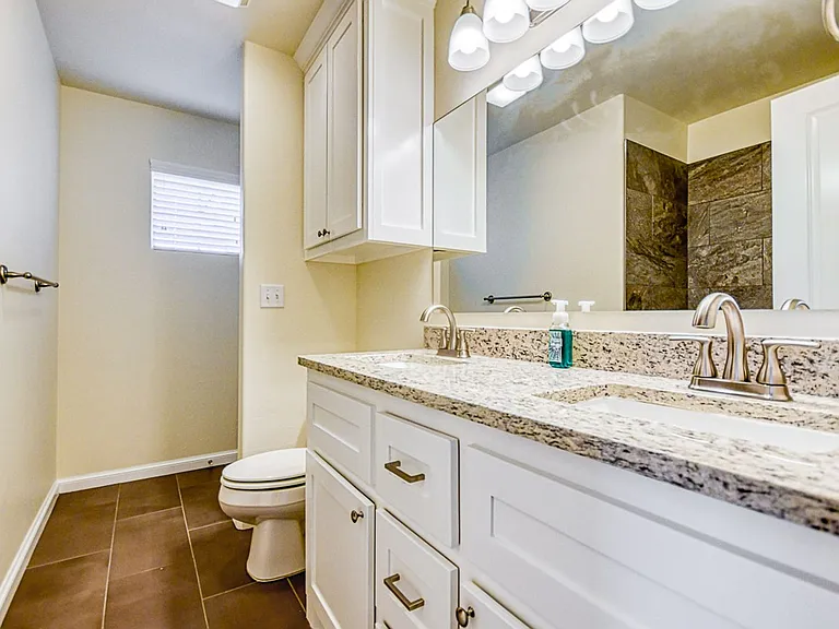 3100 Pebble Pond Dr — Photo 12
