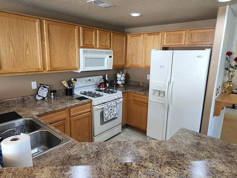 6800 Vista Del Norte Rd NE #921 — Photo 9