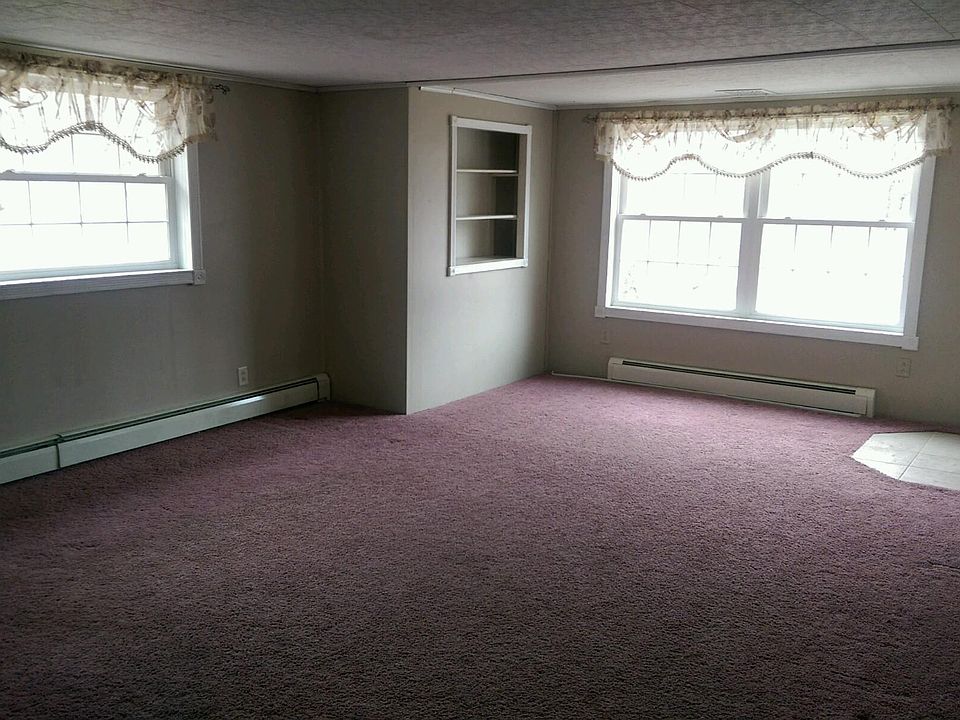 1st image of 130 Woods Ave