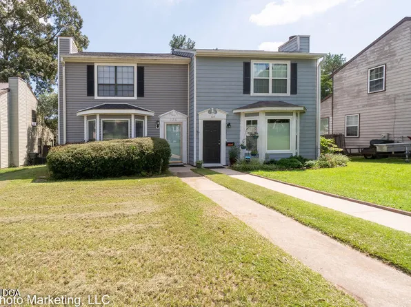 126 Carriage Hill Dr, Warner Robins, GA 31088