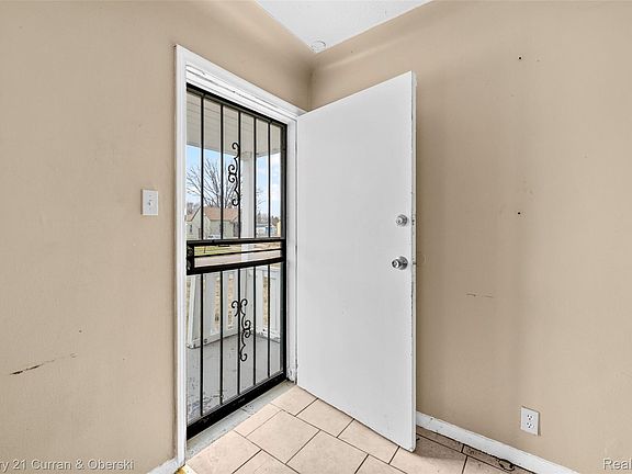 3rd image of 8468 Minock St