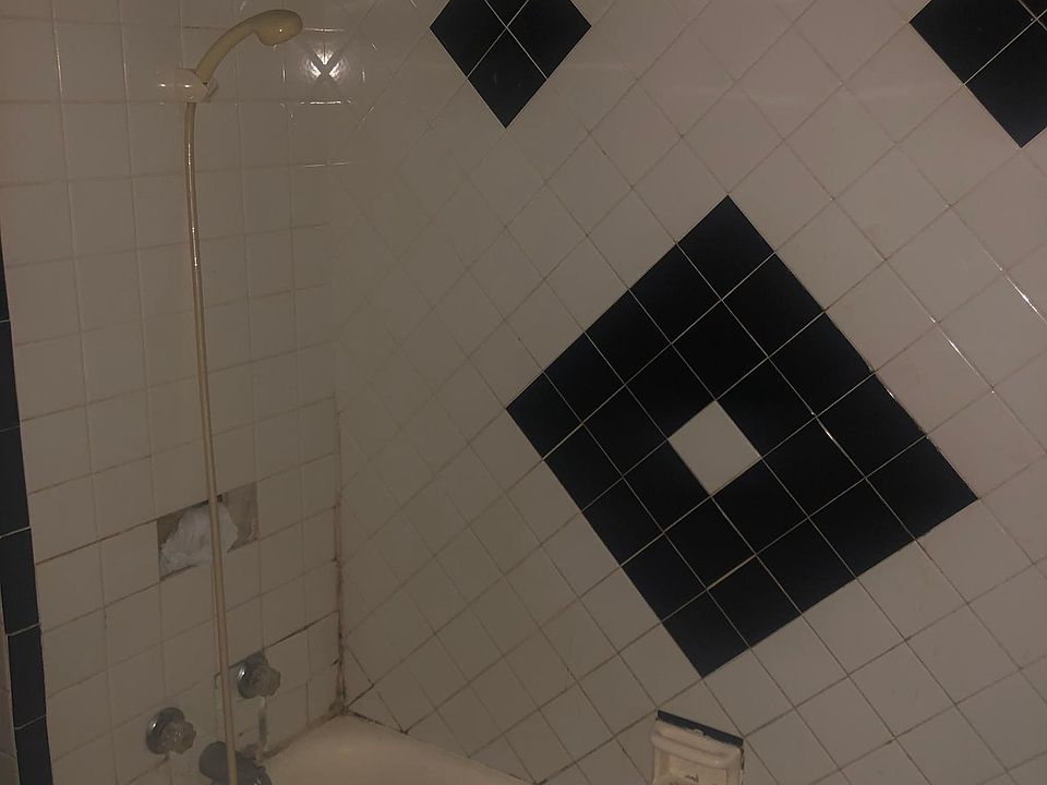 1st image of 623 W Berkley Ave