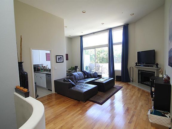 3rd image of 12917 Valleyheart Dr Unit 9