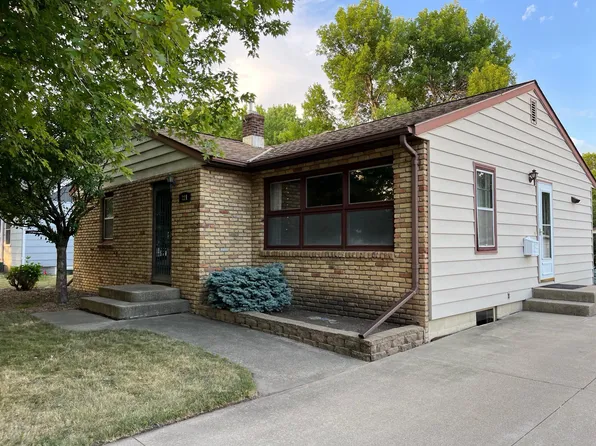 221 Sunrise Blvd, Redwood Falls, MN 56283