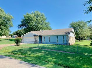 10244 E 1st St, Claremore, OK 74019