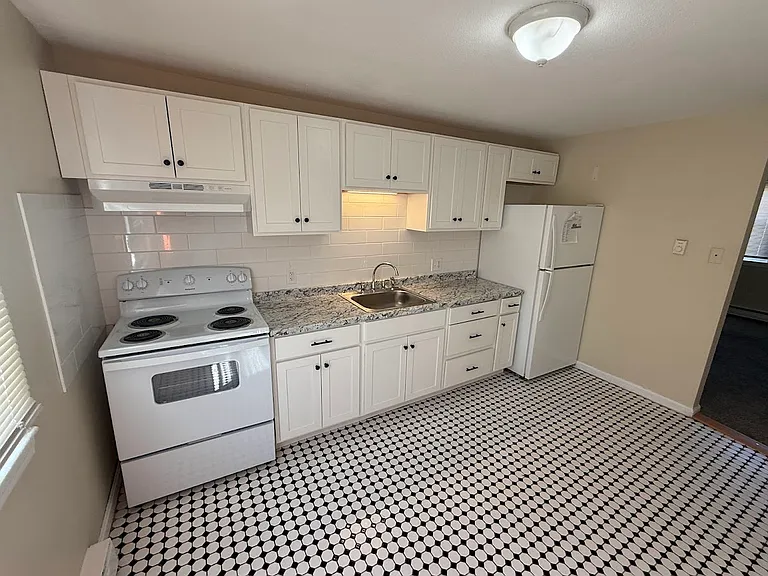 10A South Ave #44 — Photo 2