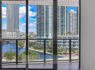 31 SE 6th St APT 1402, Miami, FL 33131