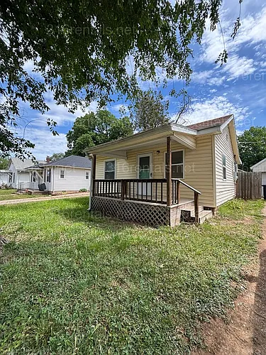 610 Houser Dr Photo 1