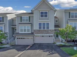 1408 Hawthorn Way, New Windsor, NY 12553