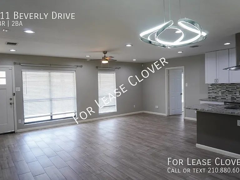 211 Beverly Dr — Photo 5
