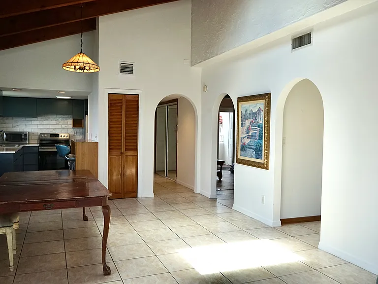 32 Hilton Haven Rd #5 — Photo 13