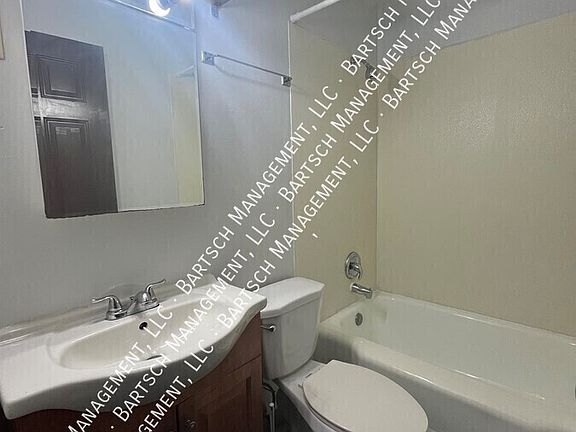 5th image of 3515 48th St APT 101