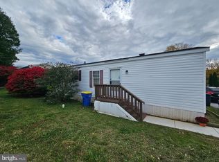 24 Erica Cir, Honey Brook, PA 19344