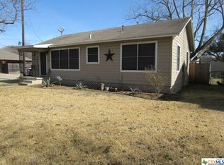 1507 N Cleveland Ave, Cameron, TX 76520