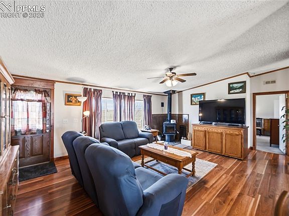 5th image of 755 High Prairie Point