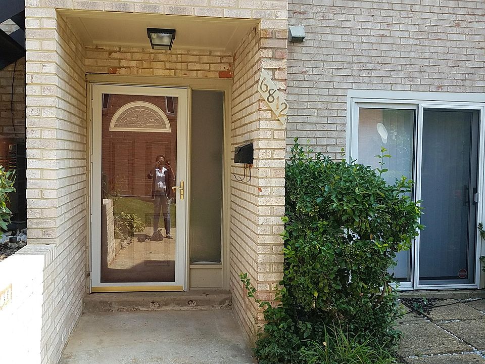 1st image of 6812 Perry Penney Dr