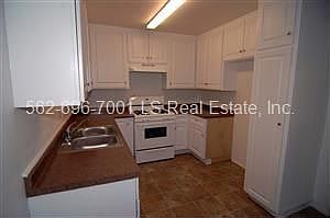5th image of 1217 W Rosewood Ct APT A