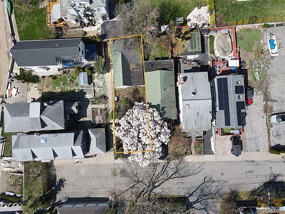 3rd image of 99 Rochelle Street