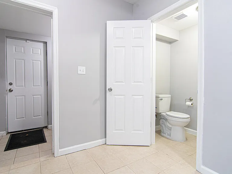 3000 Erdman Ave — Photo 16