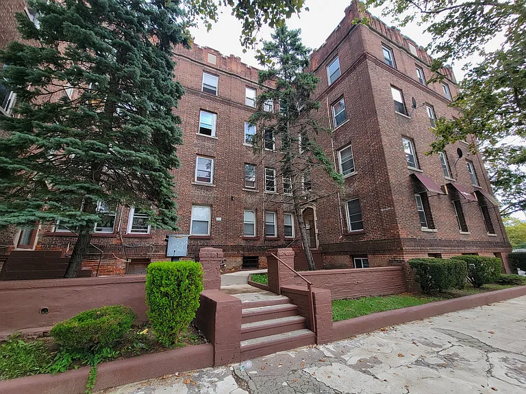 703 Howard Ave #43 — Photo 2