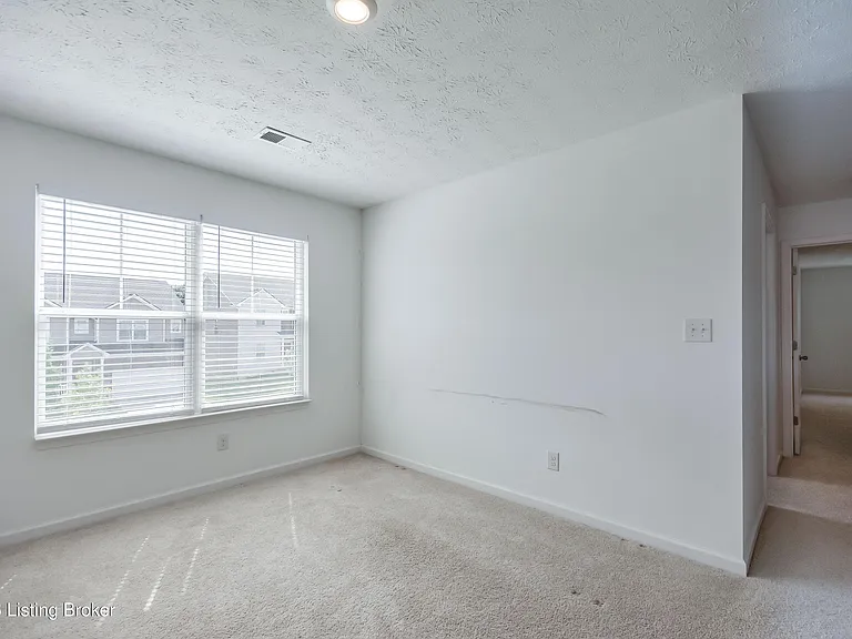 17010 Meander Way — Photo 47