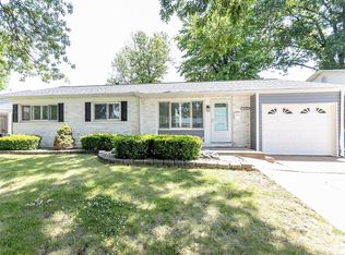 4830 Mohegan Dr, Saint Louis, MO