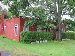 3019 Eagle Valley Rd, Mill Hall, PA 17751