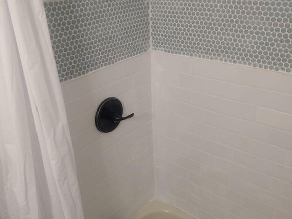 3rd image of 3674 E 104th St